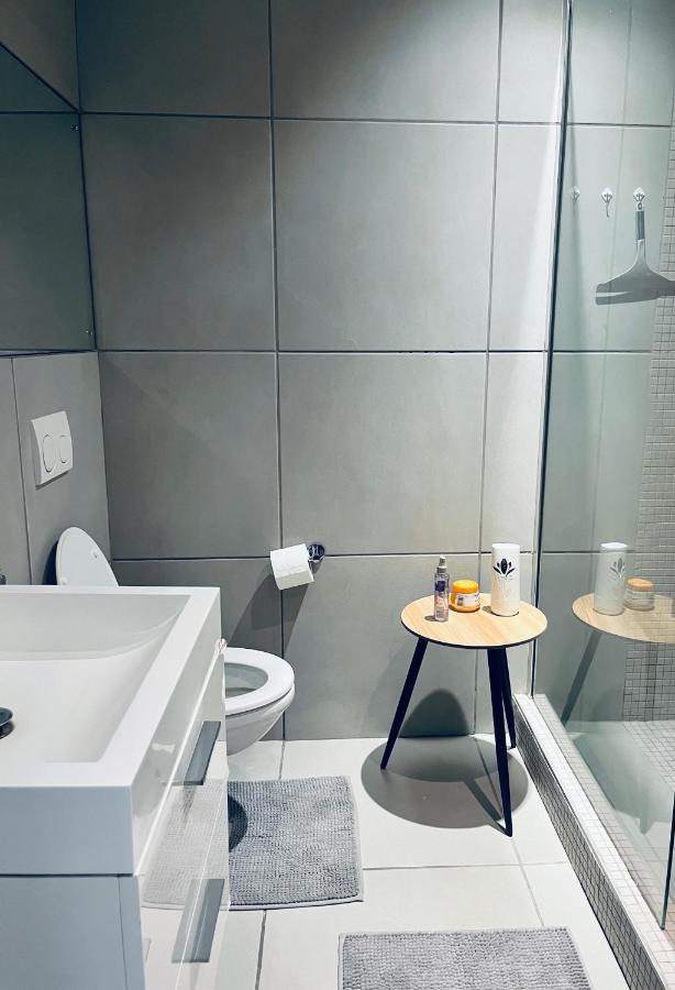 ווינדהוק Modernluxe Apartment מראה חיצוני תמונה
